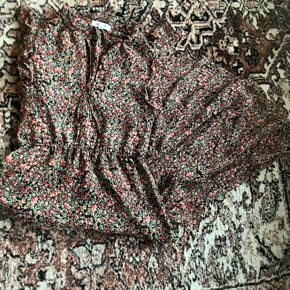 Tiered floral midi dress